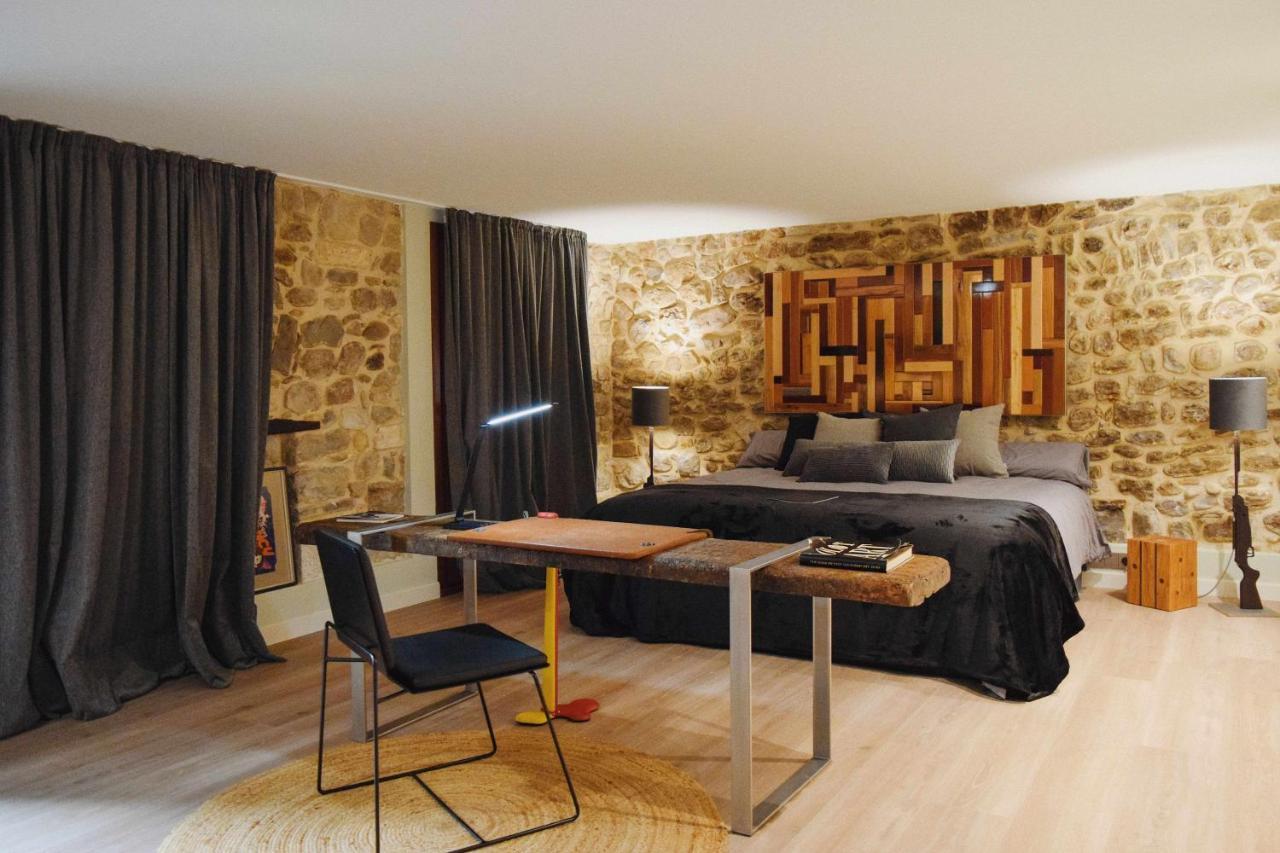 Keldomenech Bed&Art Luxury Apartment For Art Lover Besalú Εξωτερικό φωτογραφία