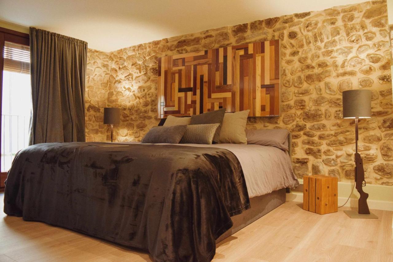Keldomenech Bed&Art Luxury Apartment For Art Lover Besalú Εξωτερικό φωτογραφία