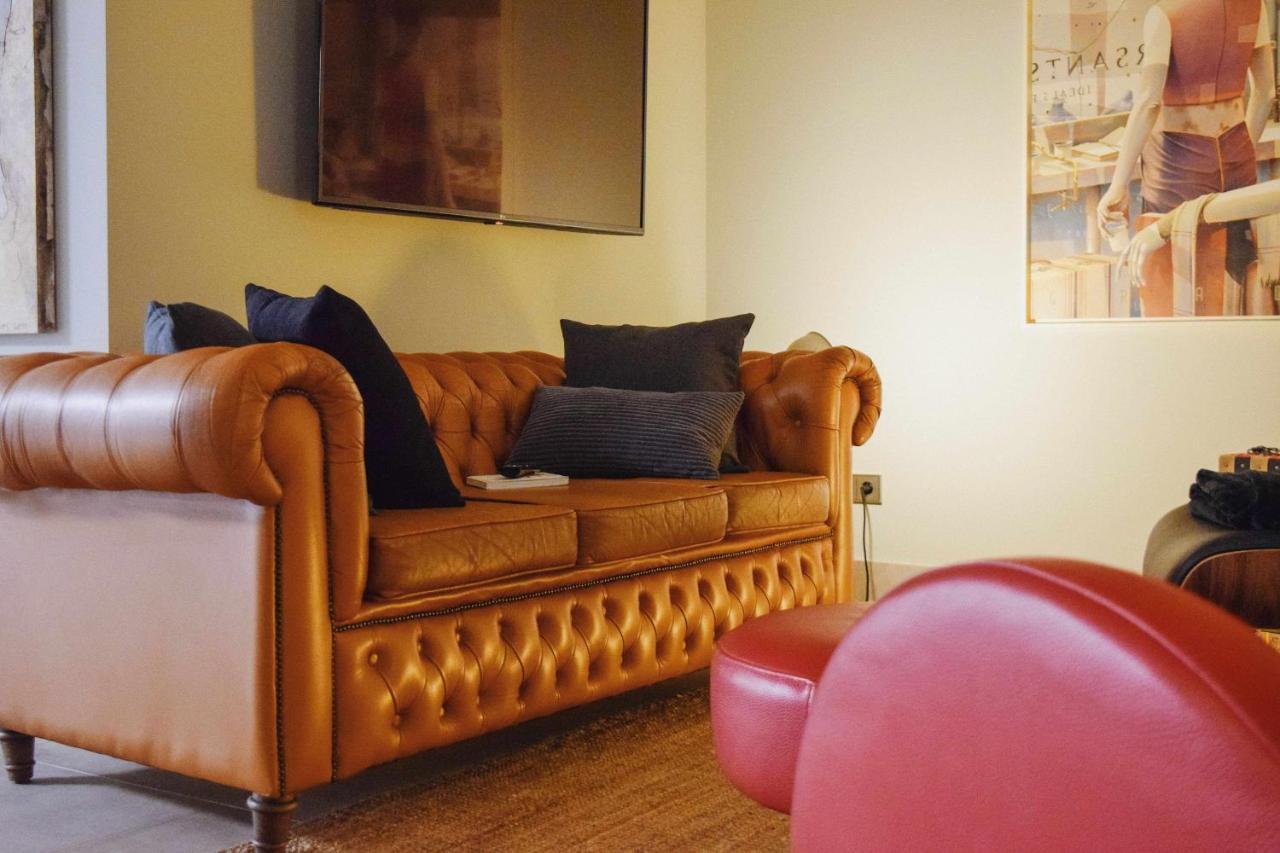 Keldomenech Bed&Art Luxury Apartment For Art Lover Besalú Εξωτερικό φωτογραφία