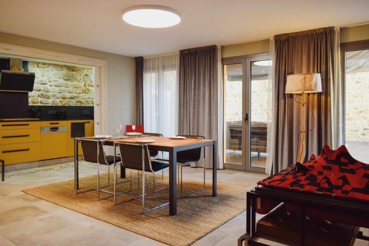 Keldomenech Bed&Art Luxury Apartment For Art Lover Besalú Εξωτερικό φωτογραφία