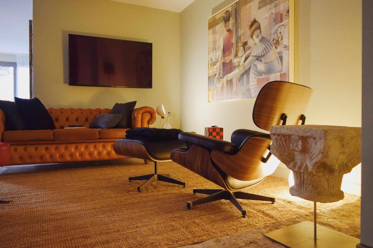 Keldomenech Bed&Art Luxury Apartment For Art Lover Besalú Εξωτερικό φωτογραφία