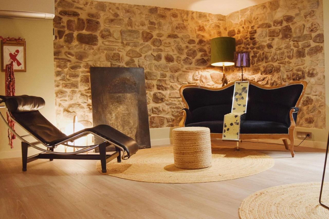 Keldomenech Bed&Art Luxury Apartment For Art Lover Besalú Εξωτερικό φωτογραφία
