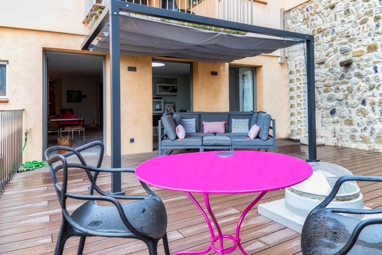 Keldomenech Bed&Art Luxury Apartment For Art Lover Besalú Εξωτερικό φωτογραφία